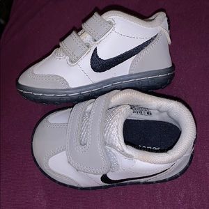 Nike baby shoes 2c